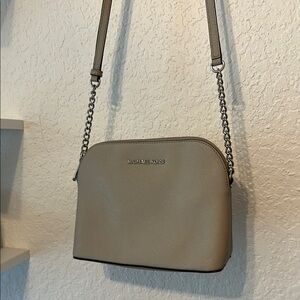 Michael Kors Tan Crossbody Bag with Sleek Design